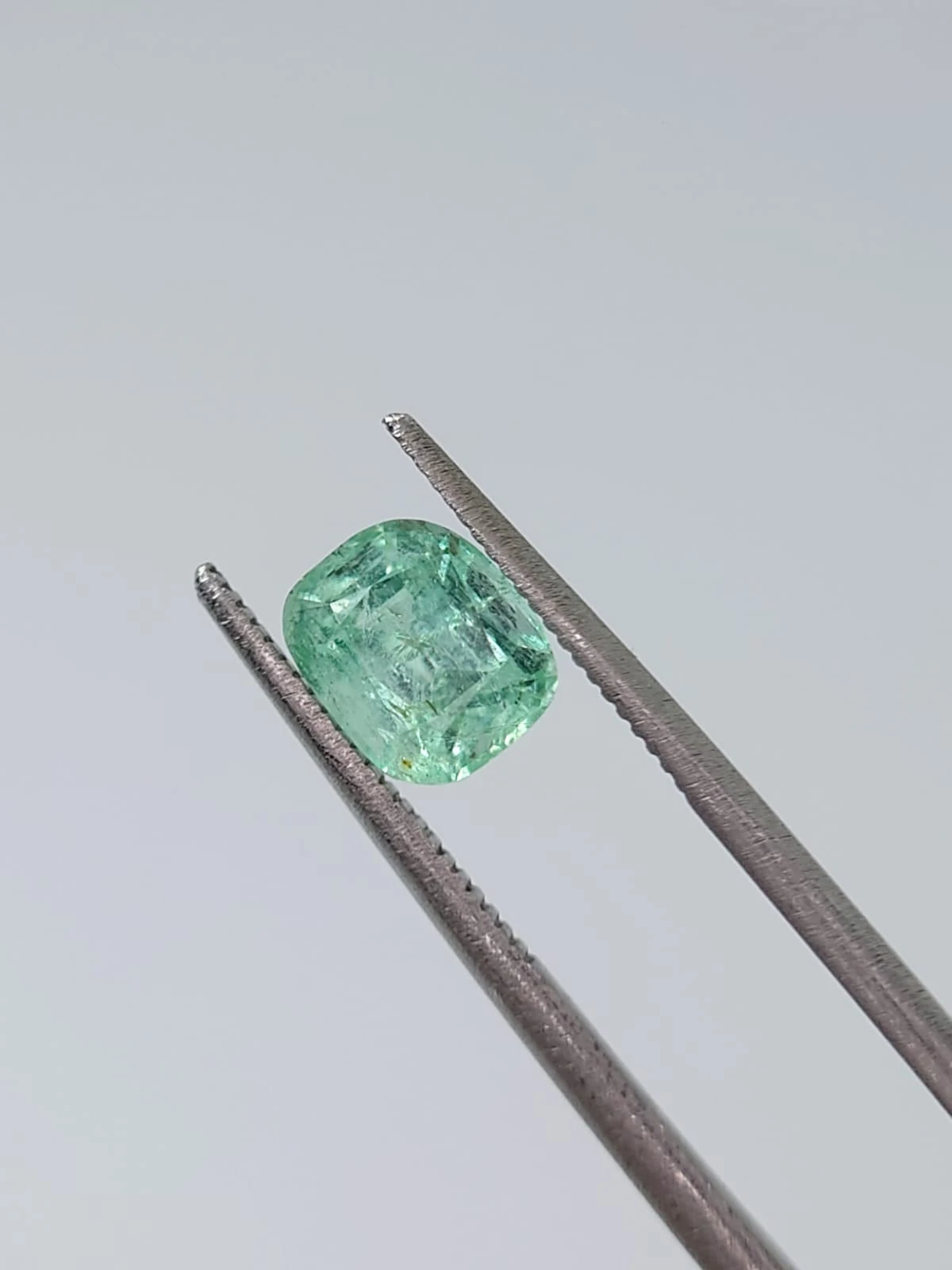 1.37ct Natural Emerald Loose Gemstone From Panjshir Afghanistan — view 4